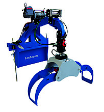 Rückezange mit Seilwinde und Rotator